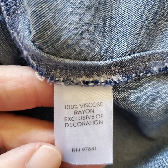 J.Jill Embroidered Elastic Sleeve Top. Size Large - Picture 8 of 8